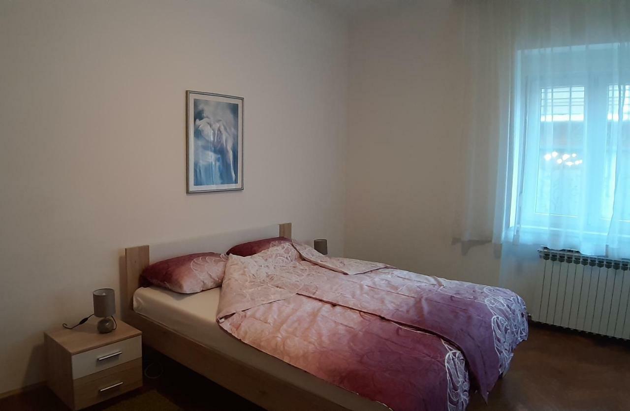 Apartman Pozeg Lejlighed Zagreb Eksteriør billede